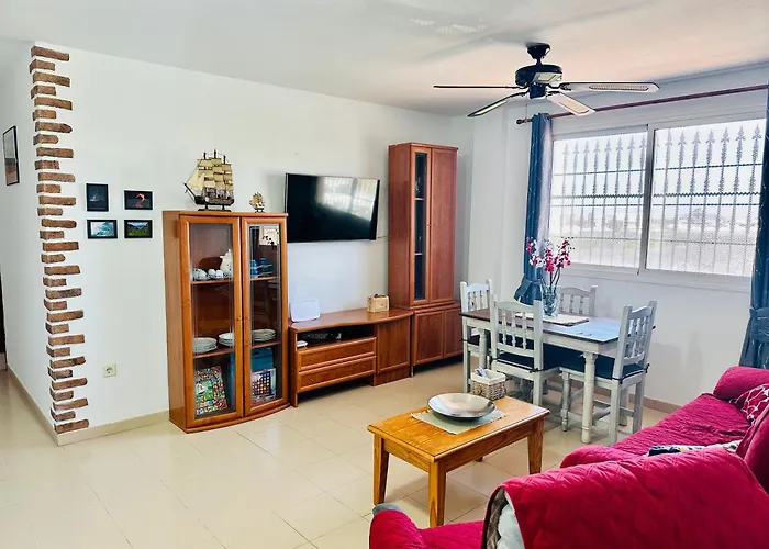 Pambnb - Cozy Apartment In Guargacho